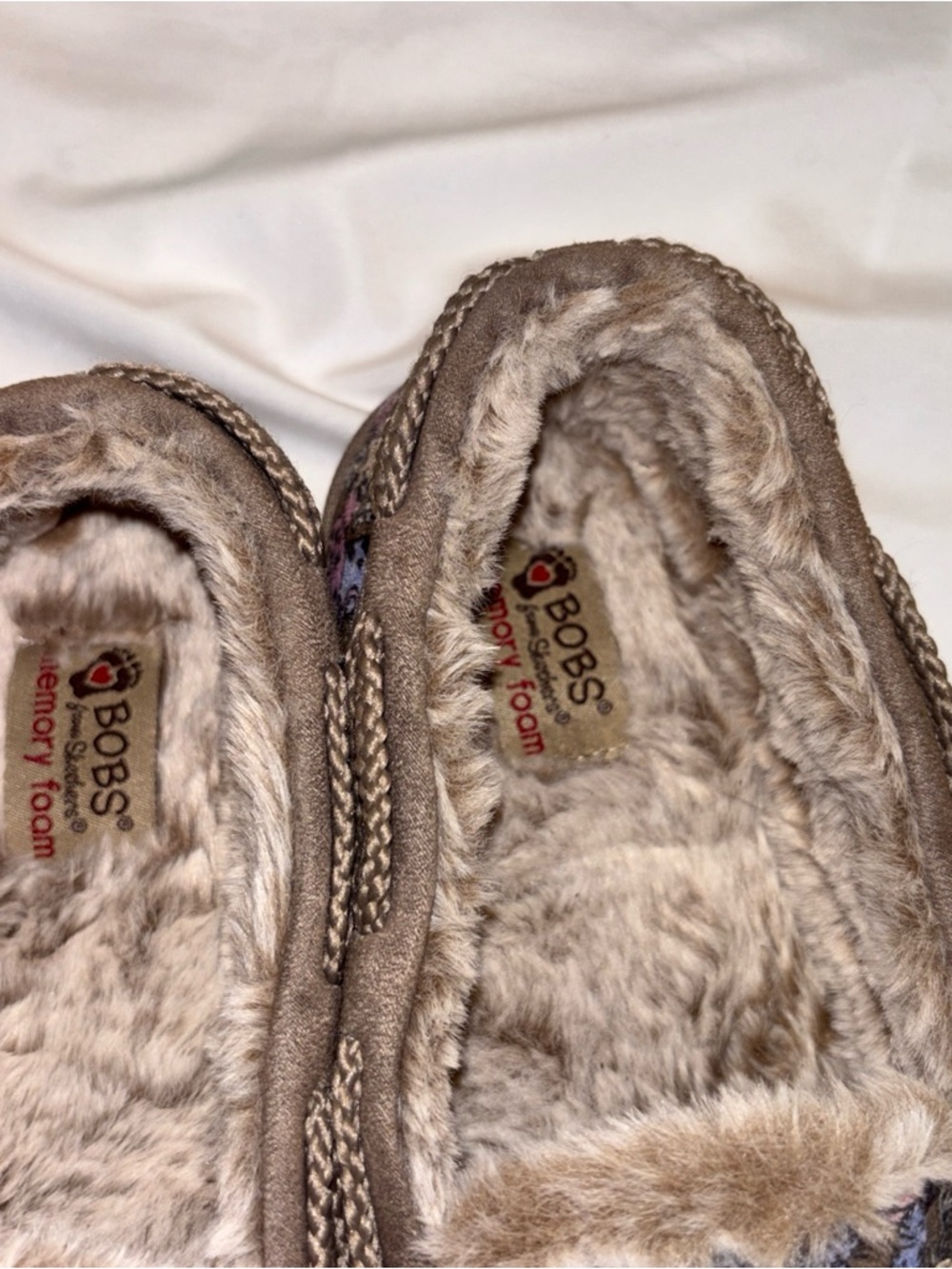 Plush-Lined BOBS Women’s Slip-On Moccasin Slippers in with Pastel Cat Print - Picture 10 of 10